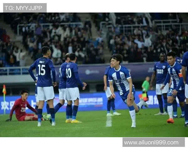 广州足球队边路渗透战术解析与实战应用深度剖析 广州足球队边路渗透战术解析与实战应用深度剖析