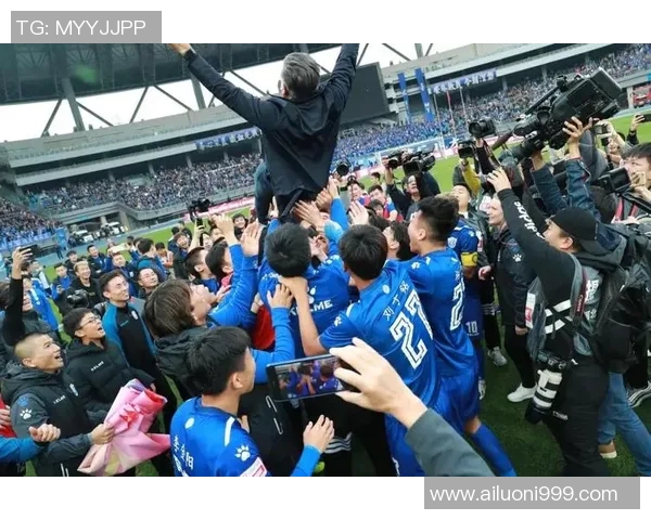 新疆雪豹迎战石家庄永昌决战绿茵场展现足球激情与实力对决