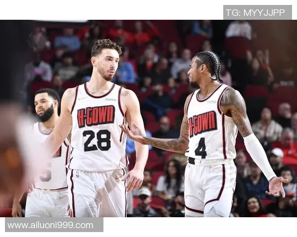 扎克拉文的篮球之路从天赋少年到NBA明星的成长历程