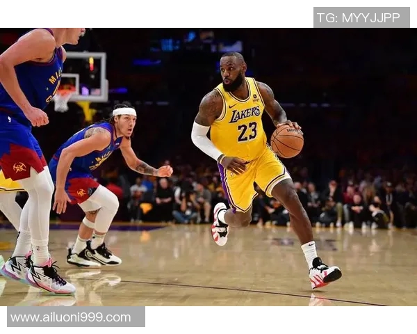 湖人对阵篮网102精彩回顾:明星球员的巅峰对决与战术较量 湖人对阵篮网102精彩回顾:明星球员的巅峰对决与战术较量